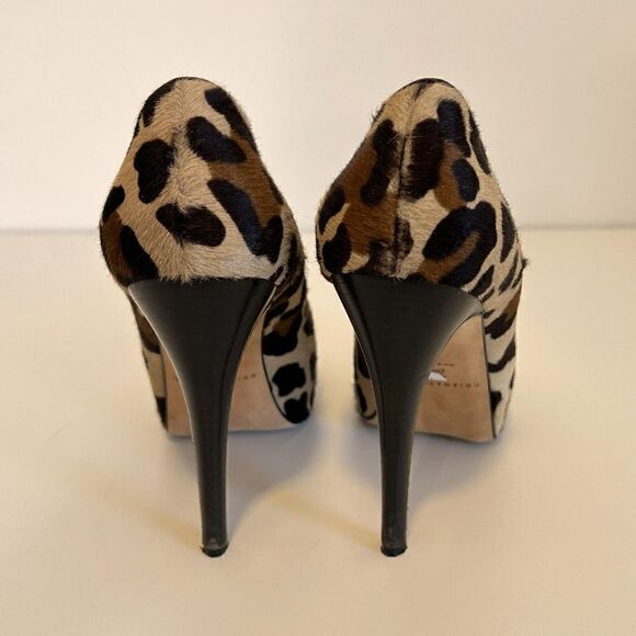 Brian Atwood Leopard Print Calf Hair Slip On Platform Pumps - Picture 4 of 7